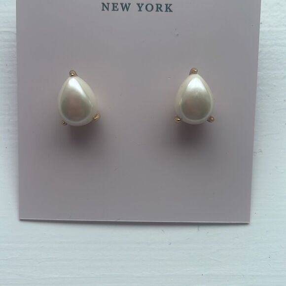 NWT Kate Spade Teardrop Pearl Stud Earrings - Picture 2 of 3